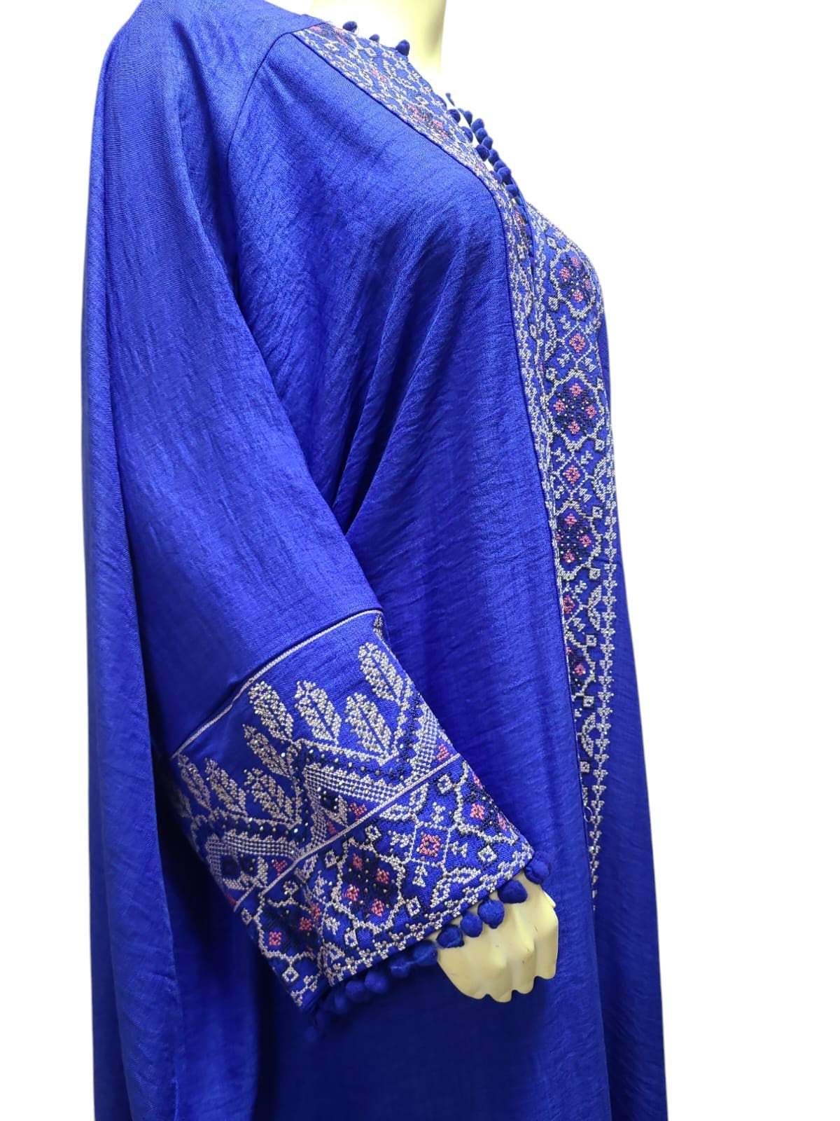 Embroidery Bisht Open Abaya